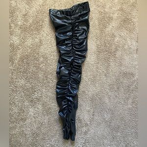 Windsor faux leather ruche leggings in black